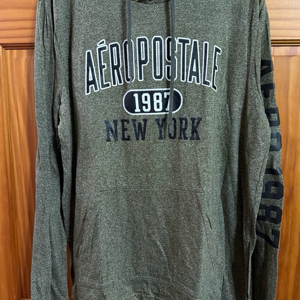 Aeropostale thin hunter green long sleeves pullover Size L
